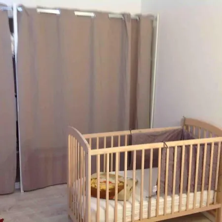 펜션 Charmante Maison De Classee 3* 라테스트드뷔크